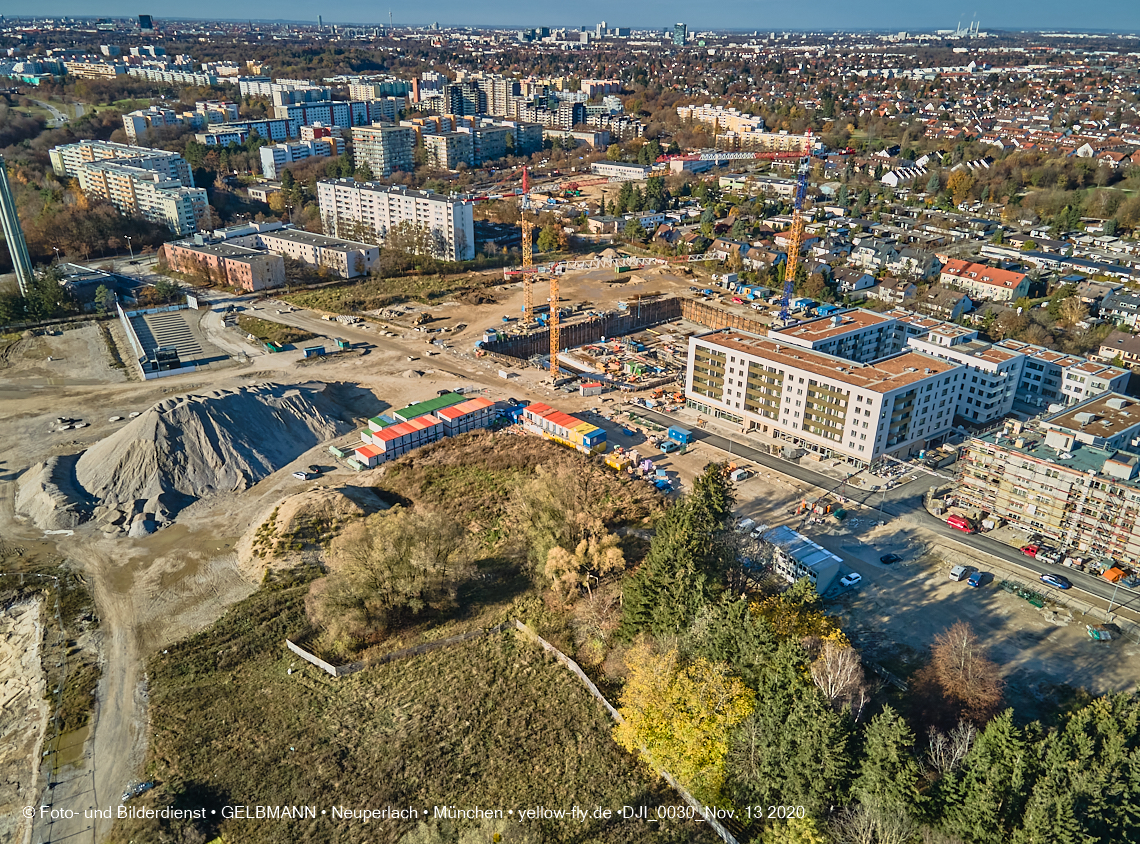 13.11.2020 - Piederstorfer Gelände und Alexisqaurtier am Karl-Marx-Ring in Neuperlach